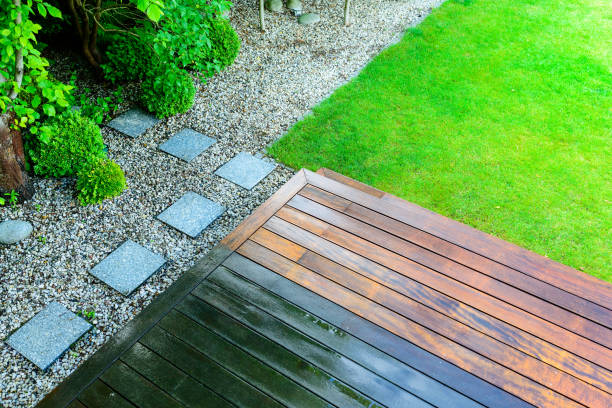 Best Animal Enclosure Cleaning  in Franklin Park, NJ